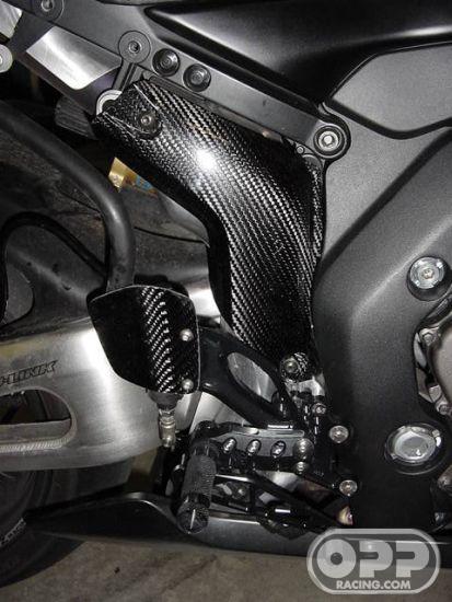 Carbon Fiber - Exhaust Shield Mid-Pipe - CBR1000RR 2004-2007 image
