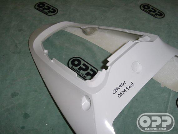 Fiber Glass - OEM Tail - CBR954RR 2002-2003 image
