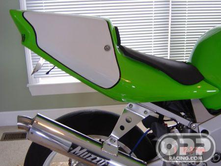 Fiber Glass - Solo Seat Tail - ZX7R 1996-2003 image