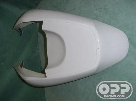 Fiber Glass - Solo Seat Tail with Antidraft - ZX7R 1996-2003 image