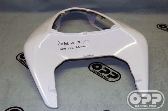 Fiber Glass - OEM Tail - ZX6R/RR 2005-2006 image