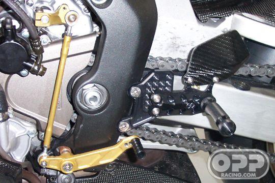  Gilles Tooling Race Levers - CBR1000RR 2004-2007 image