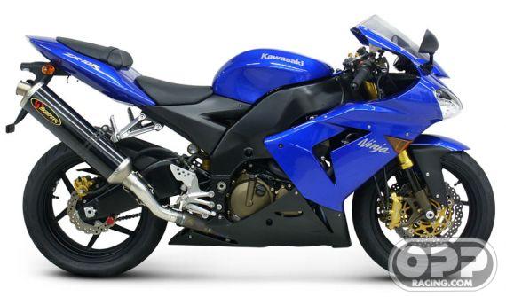  Akrapovic Slip-on Exhaust - Kawasaki ZX10R 2004-2005 (Carbon-Hex Cannister) image