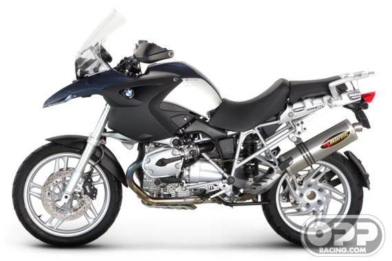  Akrapovic Slip-on Exhaust - BMW R1200GS Adventure 2004-2007 (Carbon-Oval Cannister) image