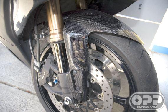 Carbon Fiber - Front Fender Vented -  GSXR1000 2007-2008 image