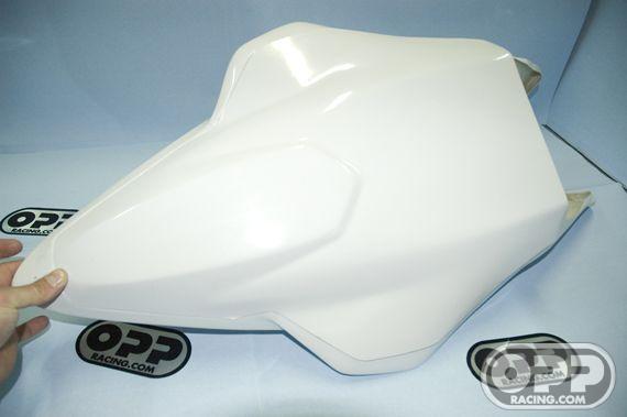 Fiber Glass - Antidraft for Superbike Tail - R6 2008-2009 image