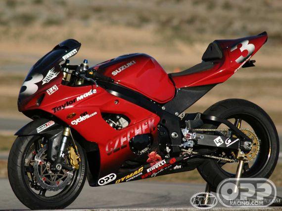 Carbon Fiber - COMPLETE GSXR 600/750 04-05  image