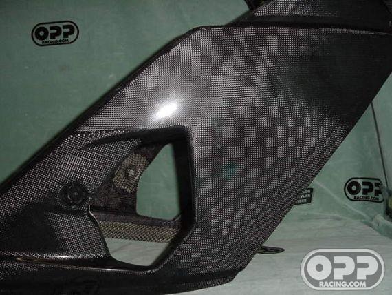 Carbon Fiber - Upper - GSXR600/750 2004-2005 image