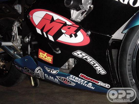 Carbon Kevlar - Lower - GSXR600/750 2004-2005 image