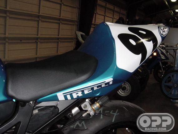 Fiber Glass - Solo Seat Tail - GSXR600/750 2004-2005 image