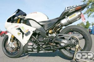 fiberglass race fairings a kawasaki zx10r. zx10r carbon body