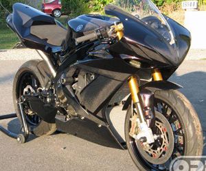 carbon r1 with carbon motorcycle fairings
