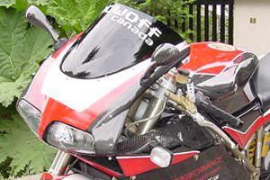 carbon bodywork on a ducati. ducati carbon fairings 996